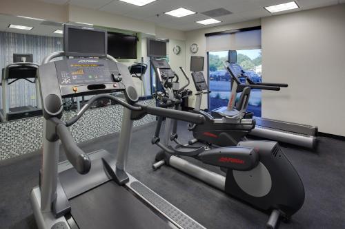 holiday inn express hotel and suites laurel by ihg