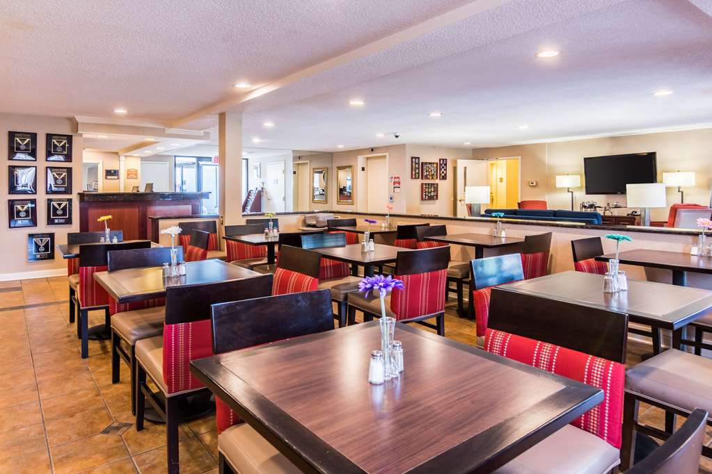 comfort inn at joint base andrews