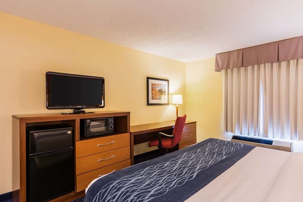 comfort inn at joint base andrews