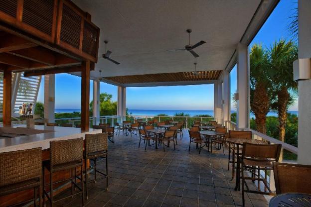 marriotts crystal shores