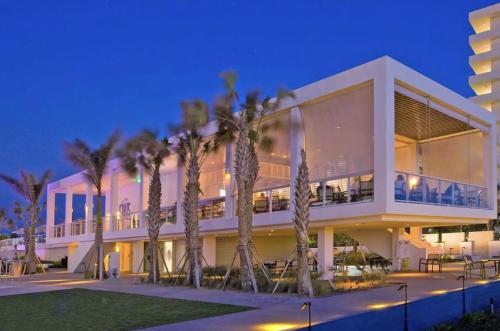 marriotts crystal shores