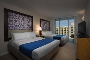 marriotts crystal shores