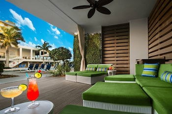 marriotts crystal shores