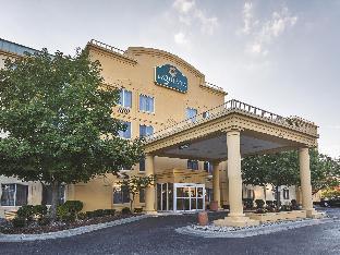 La Quinta Inn & Suites By Wyndham Detroit Utica,Macomb>>Detroit,3 star