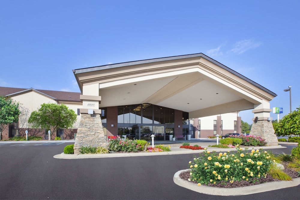 holiday inn express detroit warren by ihg