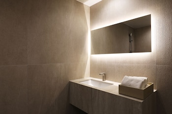 hotel queen incheon airport