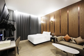 hotel queen incheon airport