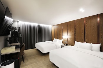 hotel queen incheon airport