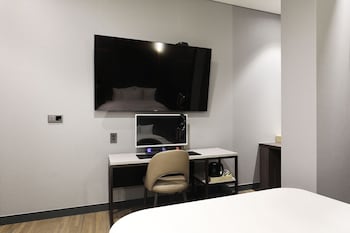 hotel queen incheon airport