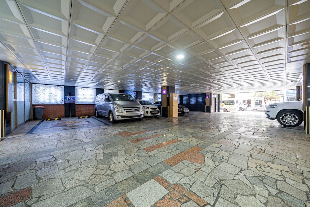 hotel queen incheon airport