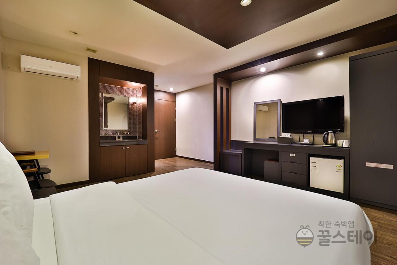 hotel queen incheon airport