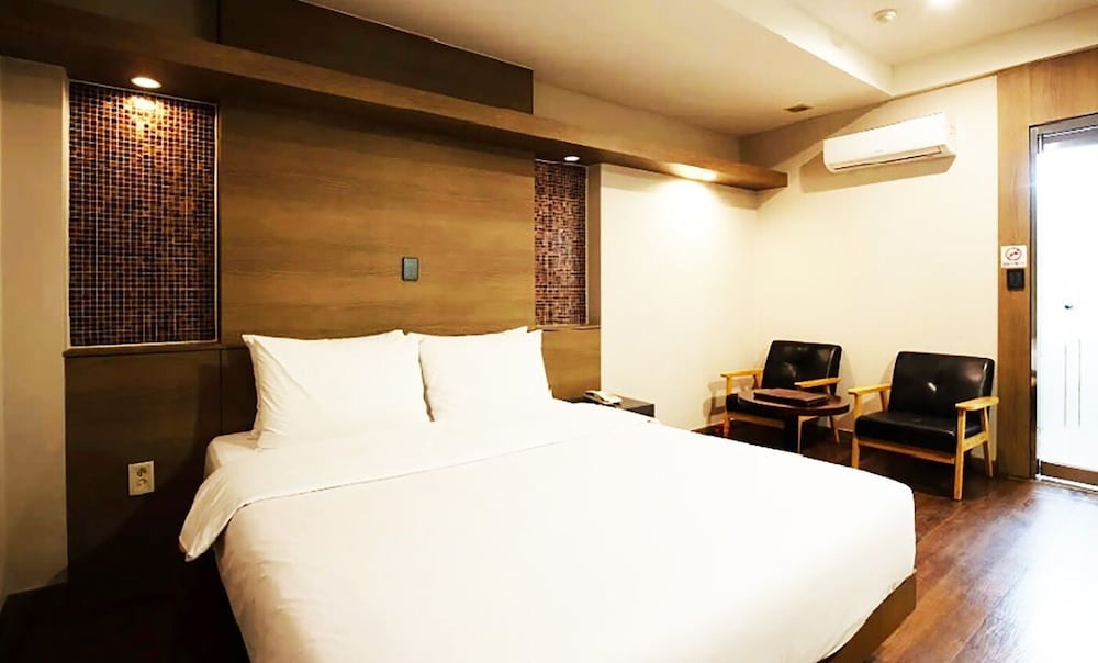 hotel queen incheon airport