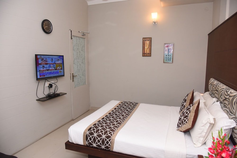 Hotel Greens Gate Chennai,Pudupakkam>>Chennai,3 star