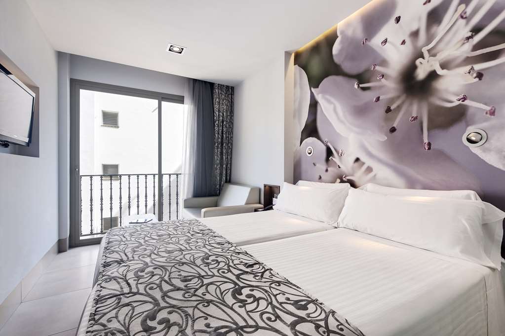 barcelo illetas albatros adults only