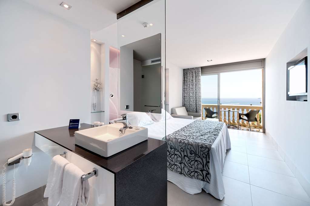 barcelo illetas albatros adults only
