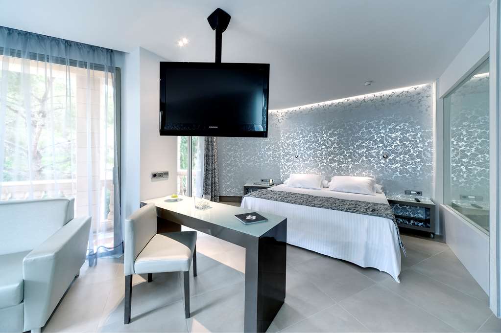 barcelo illetas albatros adults only