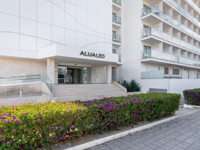 alua leo hotel