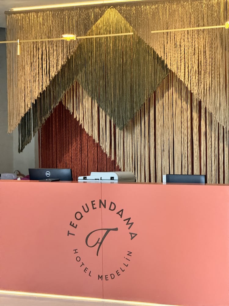tequendama hotel medellin estadio