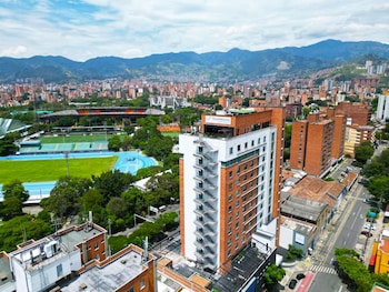 tequendama hotel medellin estadio