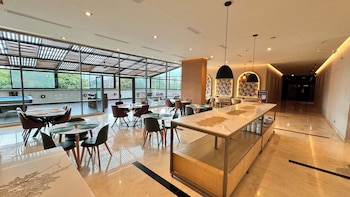 tequendama hotel medellin estadio