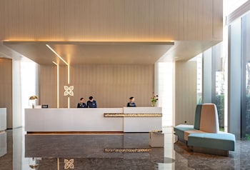 Hilton Garden Inn Shenzhen Intl Exhib C,,4 star