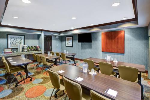 staybridge suites louisville east by ihg