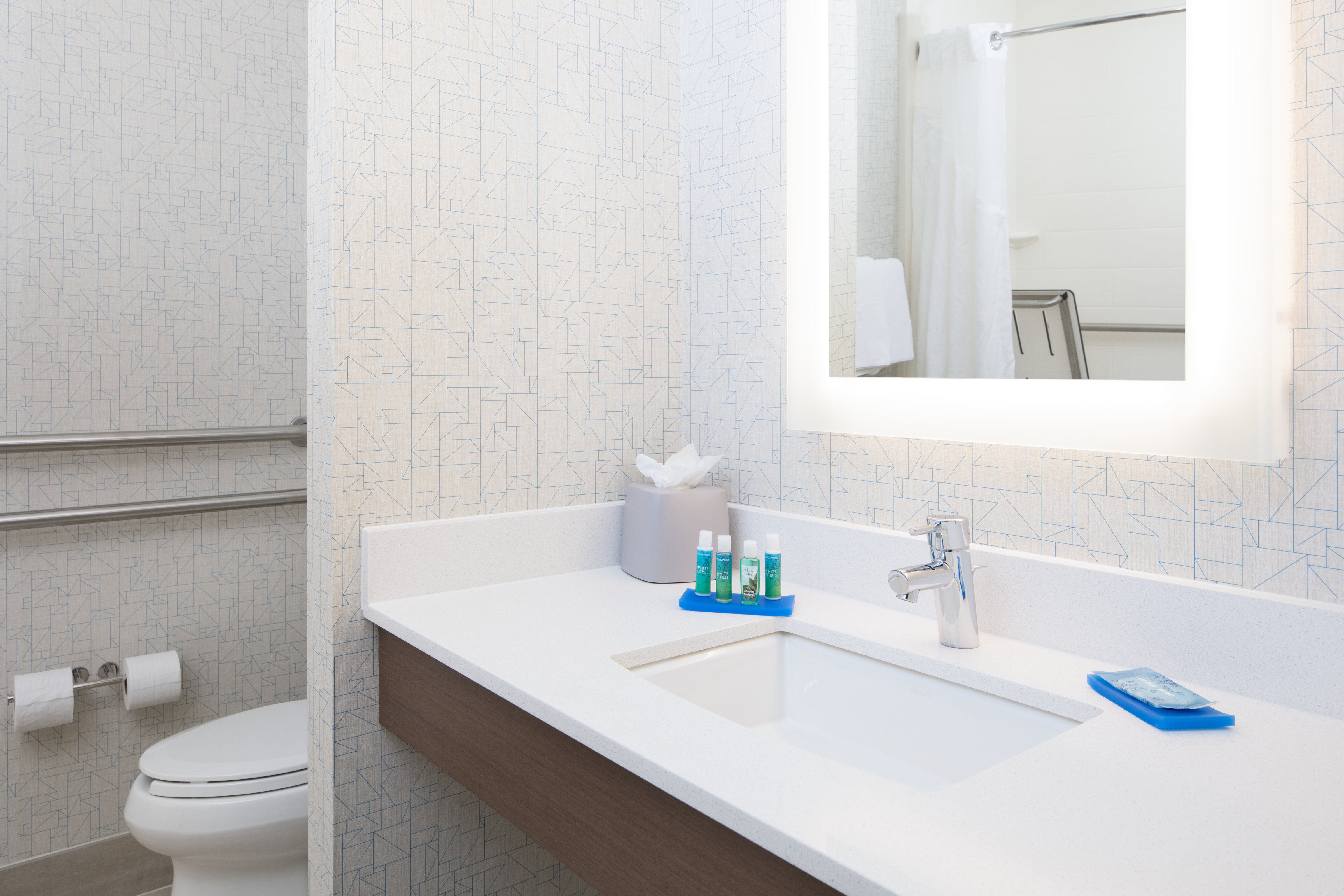 holiday inn express louisville northeast by ihg