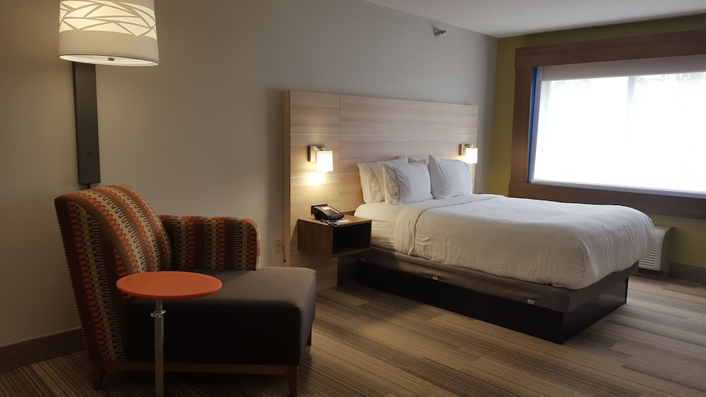 holiday inn express louisville northeast by ihg