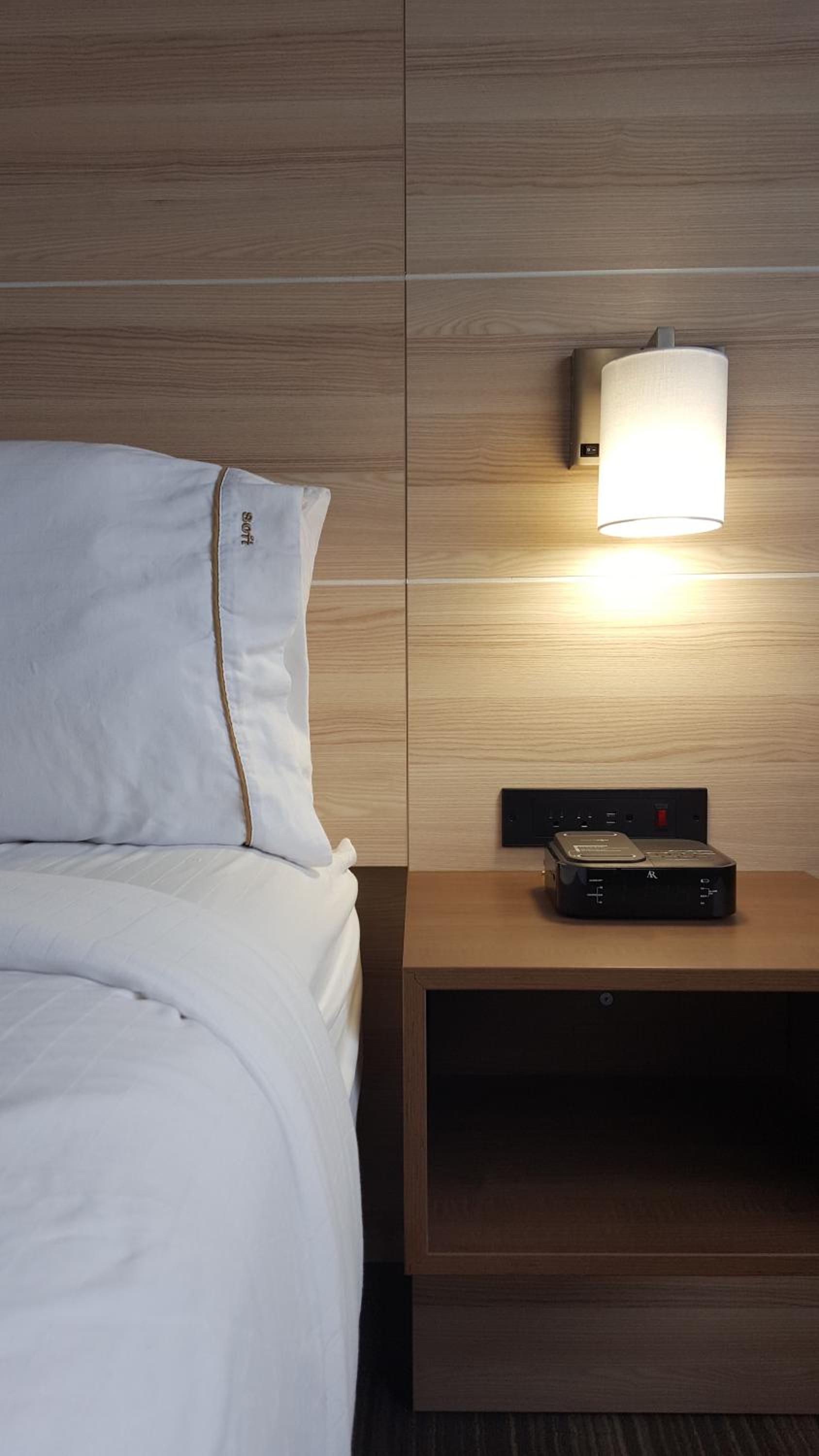 holiday inn express louisville northeast by ihg