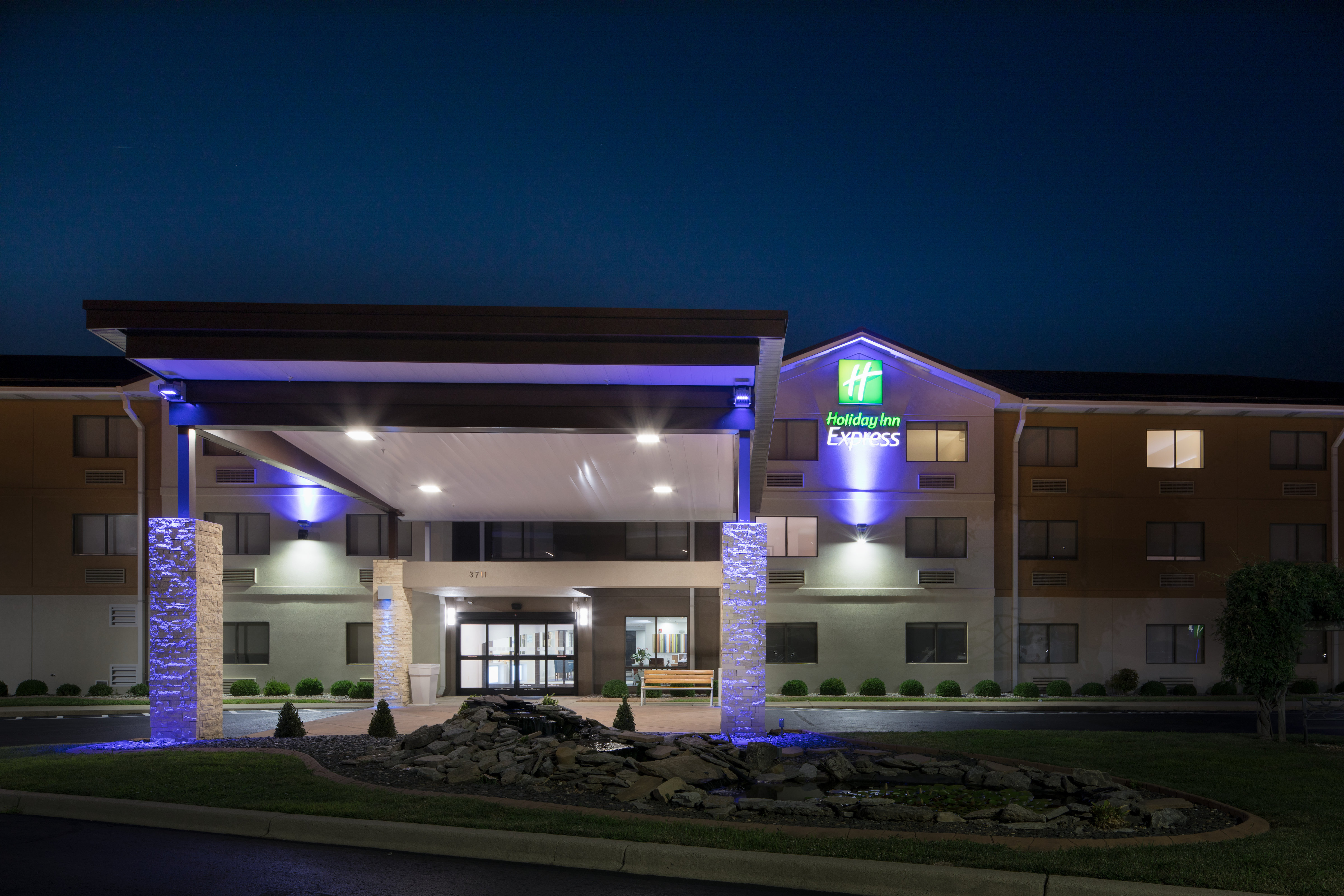 holiday inn express louisville northeast by ihg