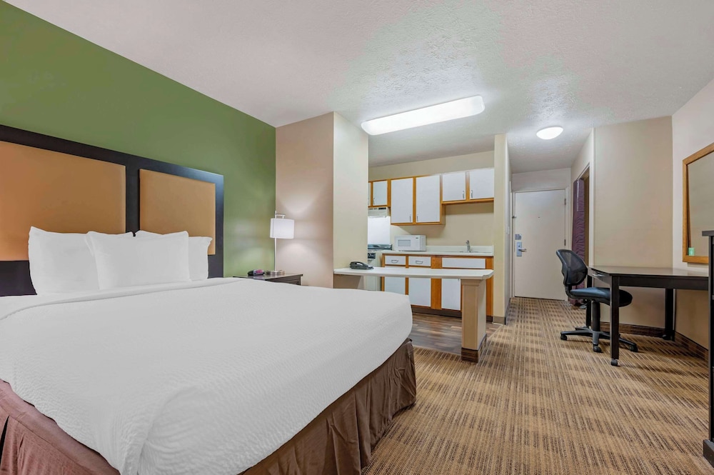 suburban studios louisville east