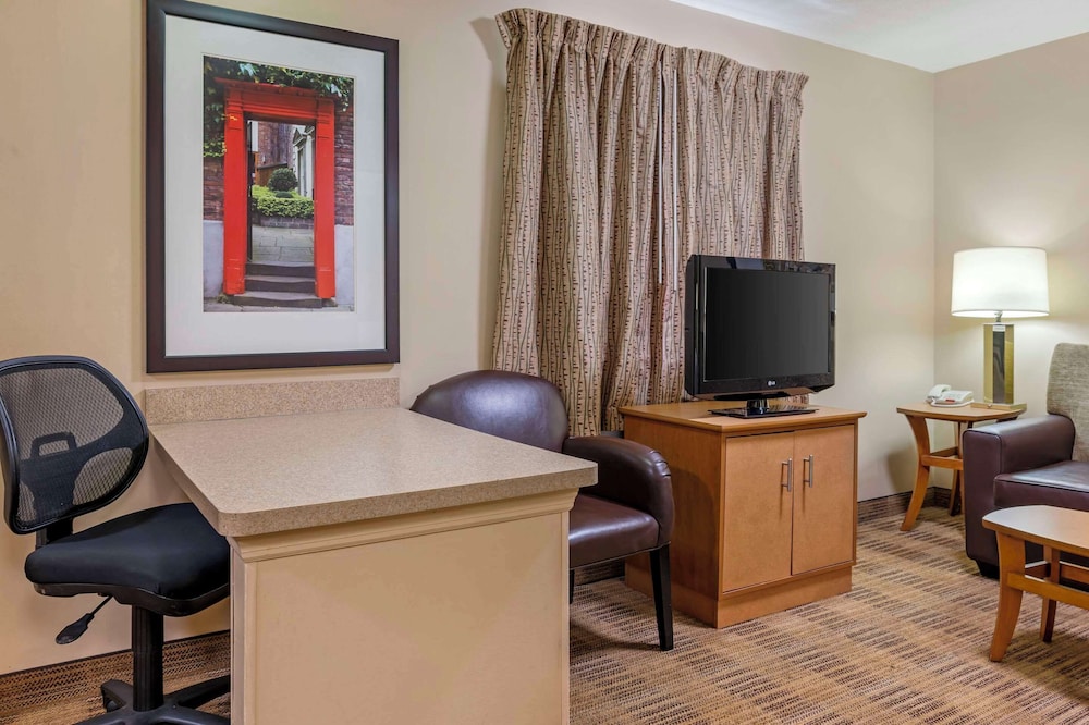 suburban studios louisville east