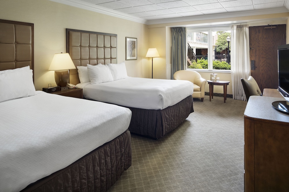 crowne plaza louisville airport expo ctr by ihg