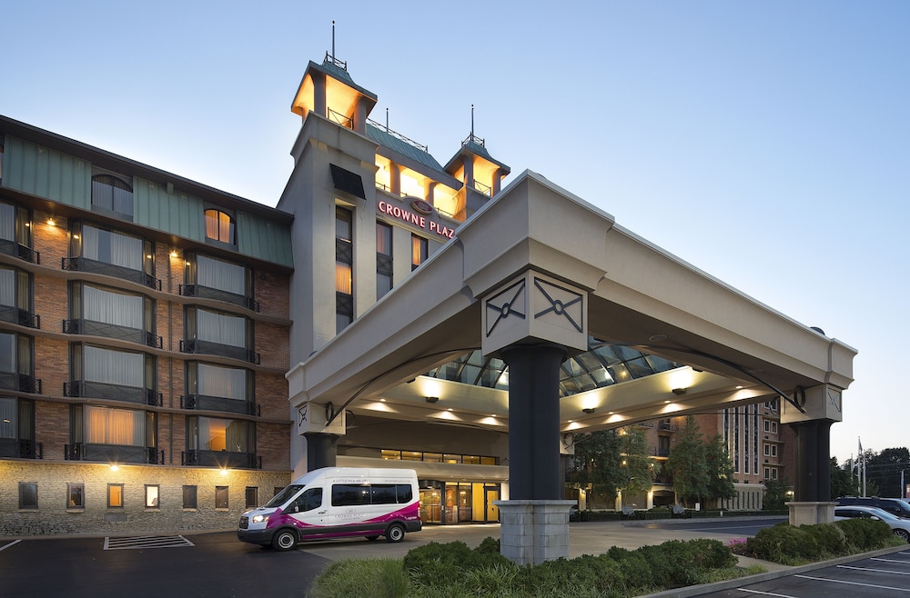 crowne plaza louisville airport expo ctr by ihg