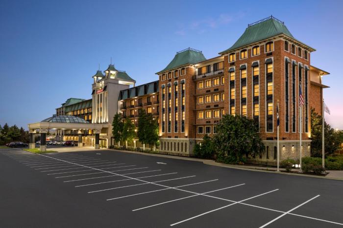 crowne plaza louisville airport expo ctr by ihg