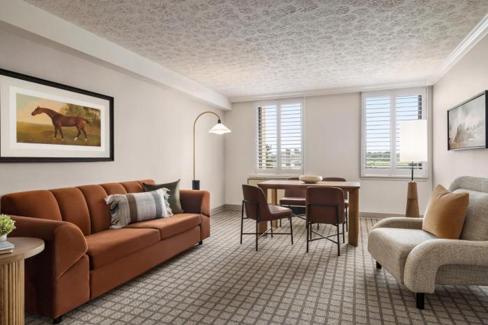 crowne plaza louisville airport expo ctr by ihg