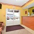 econo lodge louisville airport