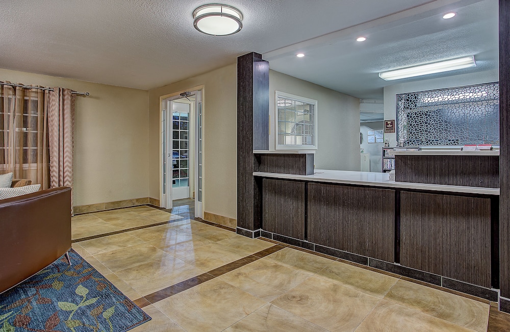 candlewood suites louisville airport by ihg