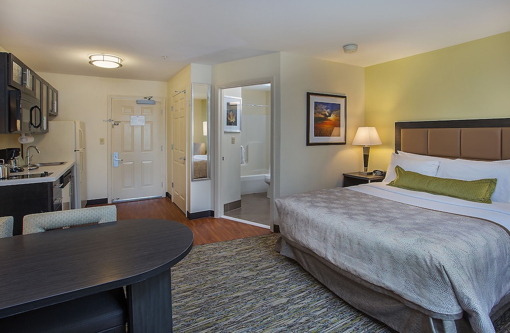 candlewood suites louisville airport by ihg