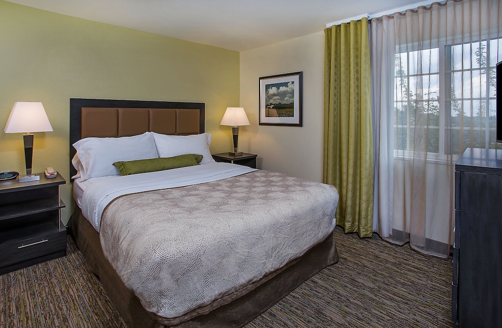 candlewood suites louisville airport by ihg