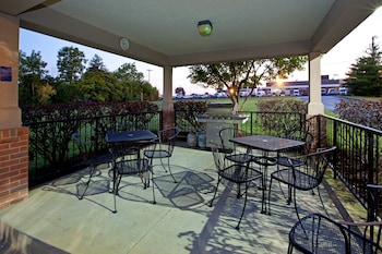candlewood suites louisville airport by ihg