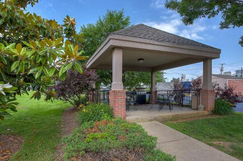 candlewood suites louisville airport by ihg
