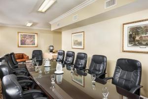 ayres suites ontario at the mills mall rancho cucamonga