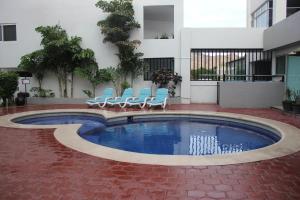 seven crown express and suites by kavia