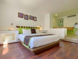 seven crown express and suites by kavia