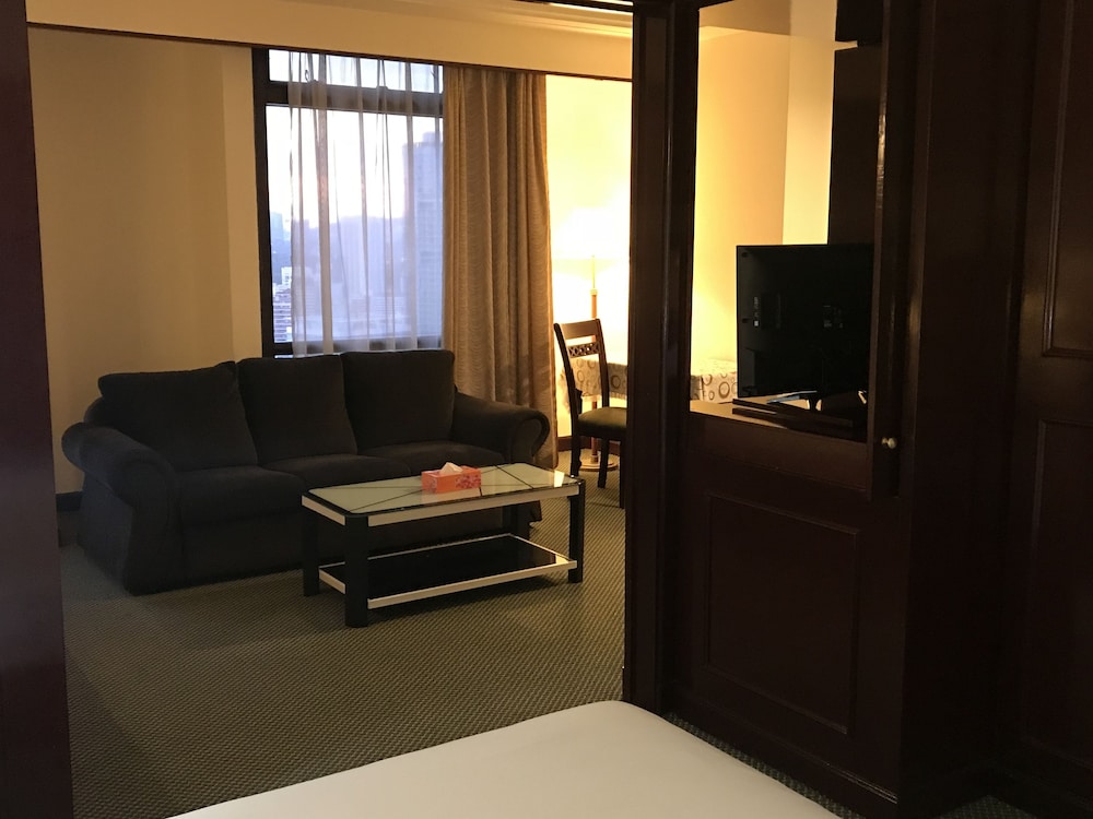 kl service apartment at times square