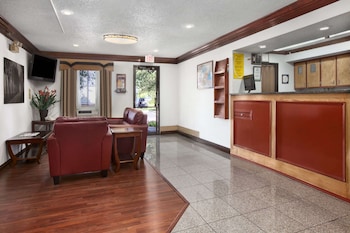 Super 8 By Wyndham Canton/Livonia Area,Detroit>>Canton,2 star