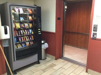 Super 8 By Wyndham Canton/Livonia Area,Detroit>>Canton,2 star