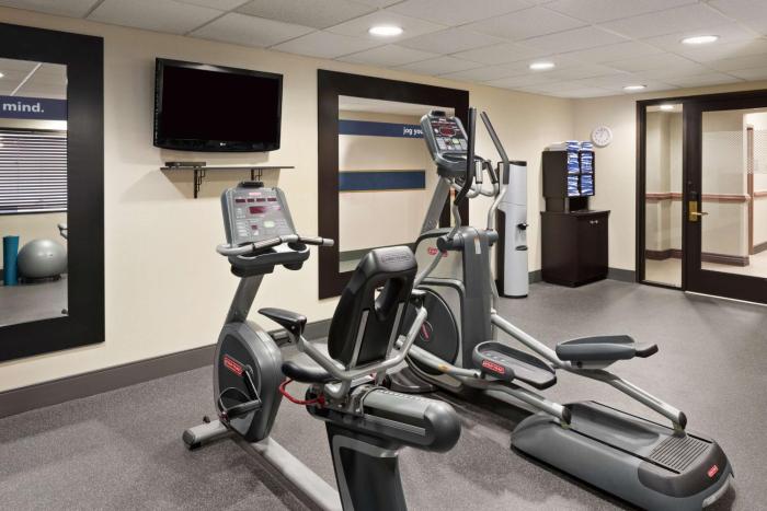 hampton inn and suites detroit sterling heights