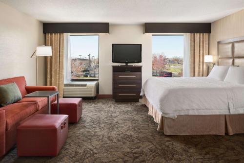 hampton inn and suites detroit sterling heights